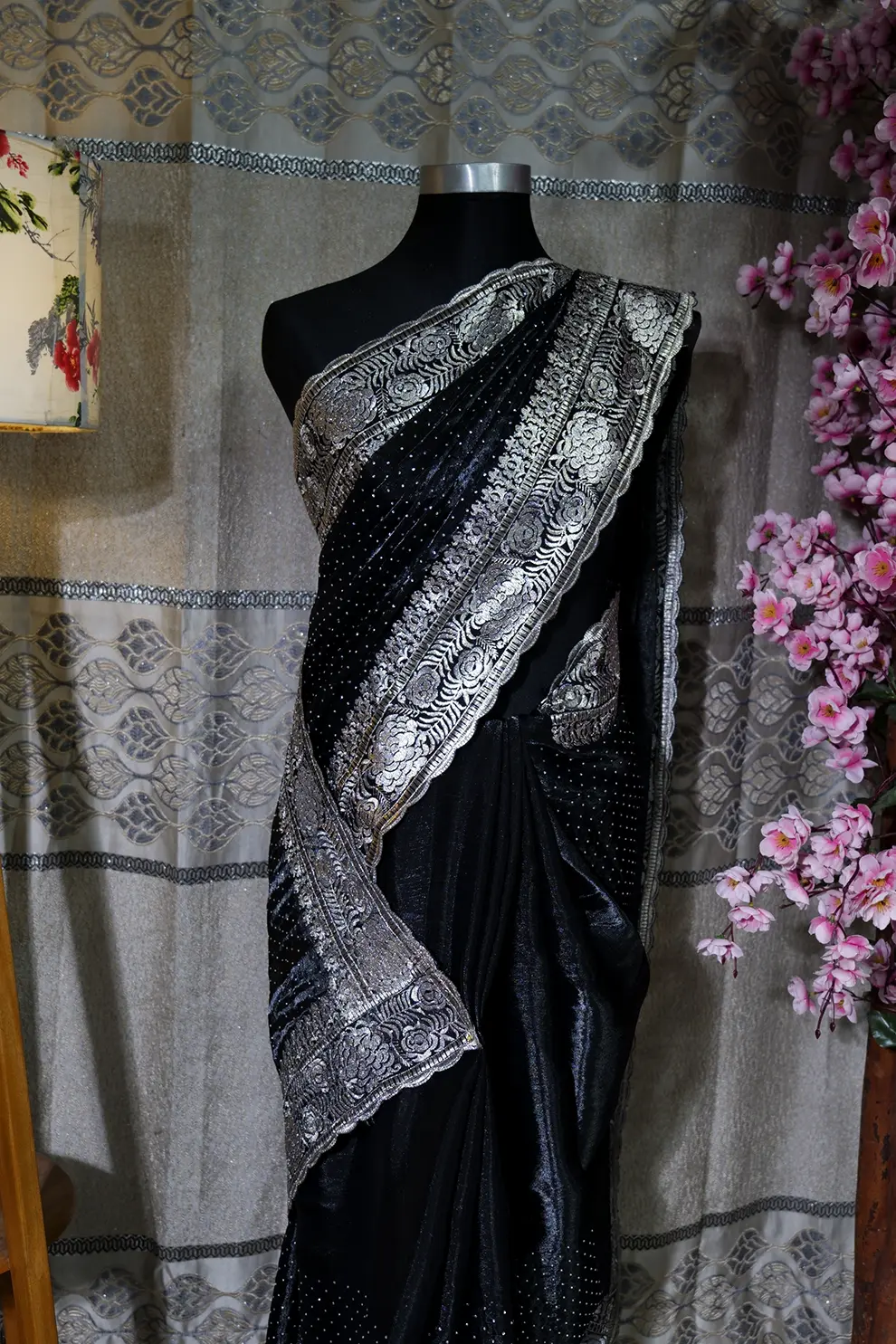 Black jemi Chu Georgette party Saree